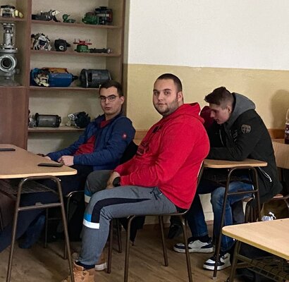 Komunikačné kanály