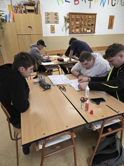 Použitie nástrojov AI vo výučbe