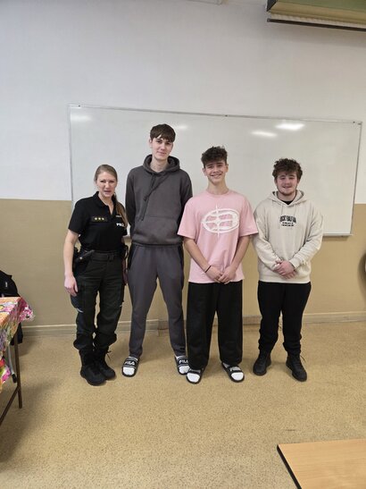 Správajme sa normálne