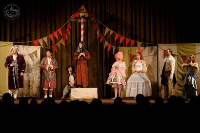 Návšteva divadelného predstavenia Lakomec v KKC Hviezda