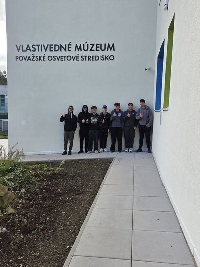 Vedecká výstava hračiek a hlavolamov