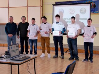 Autoopravár - junior castrol 2015 - opravar09