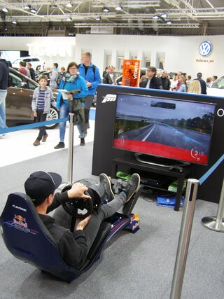 autosalonP1011437-009
