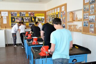 mlady_technik001