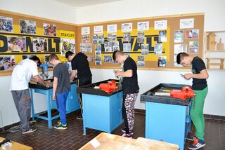 mlady_technik021