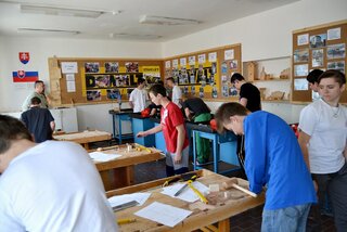 mlady_technik034