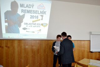 mlady_technik073