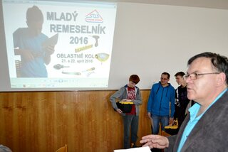mlady_technik086