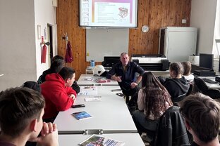 Zväčšiť fotografiu - Mesiac ppo