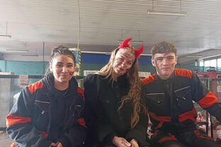 Zväčšiť fotografiu - Mikulášska družina na našej škole