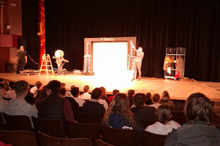 Zväčšiť fotografiu - Od antigony po lasicu a satinského