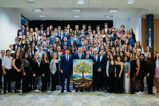 Zväčšiť fotografiu - Parlament detí a mládeže