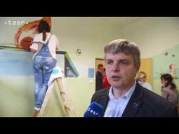 SOŠ a Cech maliarov Slovenska pomohli nemocnici v Považskej Bystrici